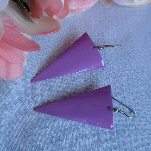 PURPLE/LILAC TRIANGLE PIERCED EARRINGS – NWOT - VINTAGE - Picture 1 of 7